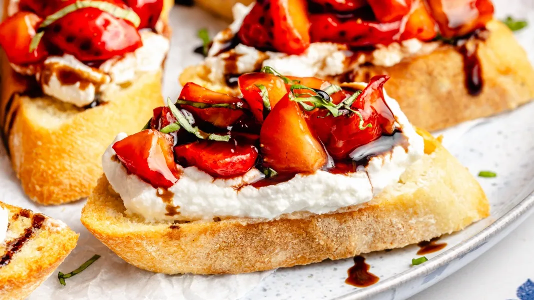 Strawberry Balsamic Bruschetta