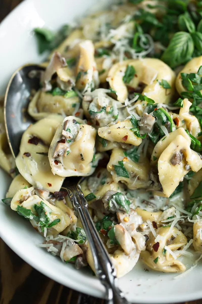 Creamy Mushroom Spinach Tortellini