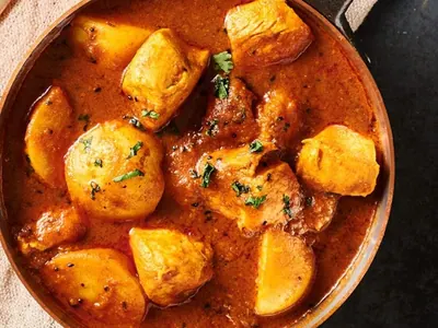 Bengali Chicken Potato Curry