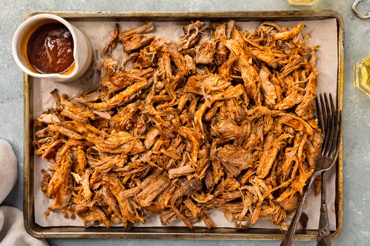 Carolina Pulled Pork with bbq sauce
