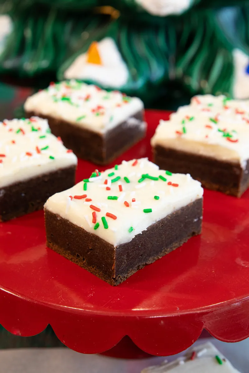 Gingerbread Brownies with chocolate chips and baking chocolate