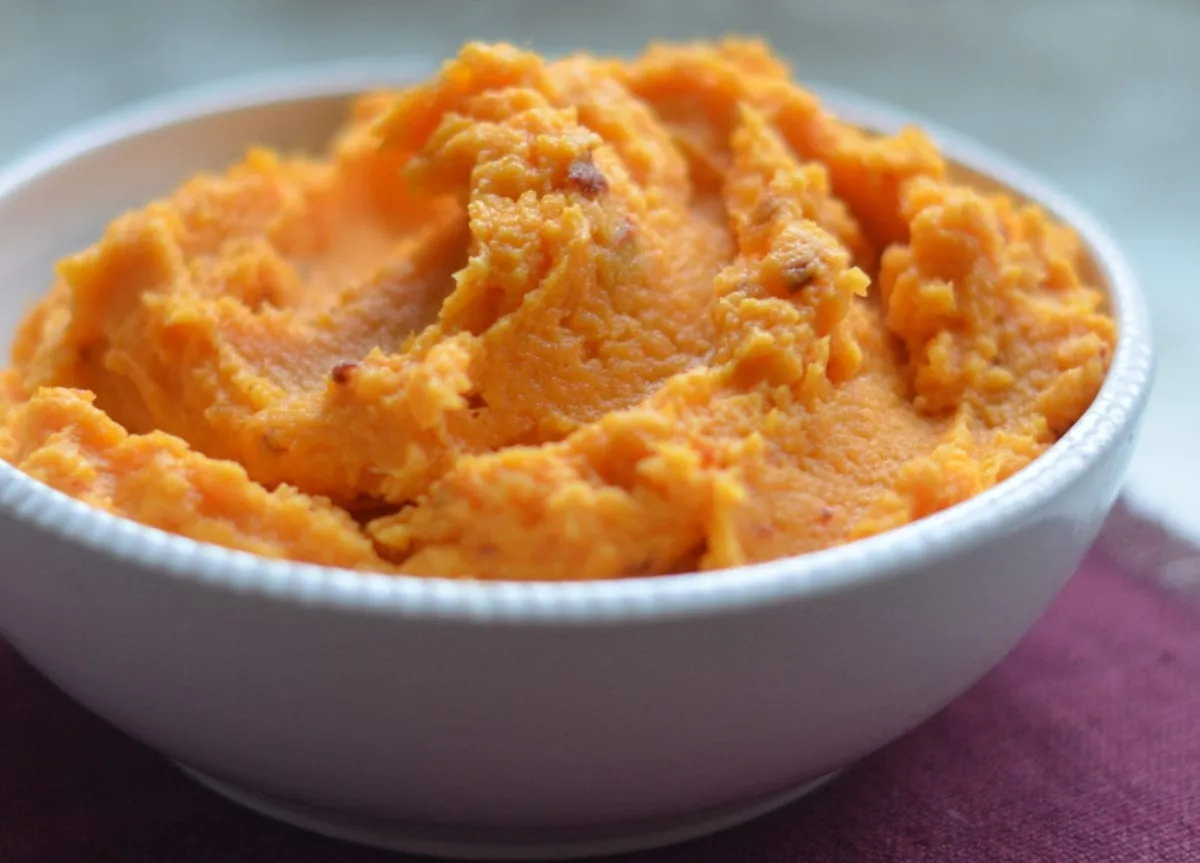 Chipotle Cheddar Sweet Potatoes