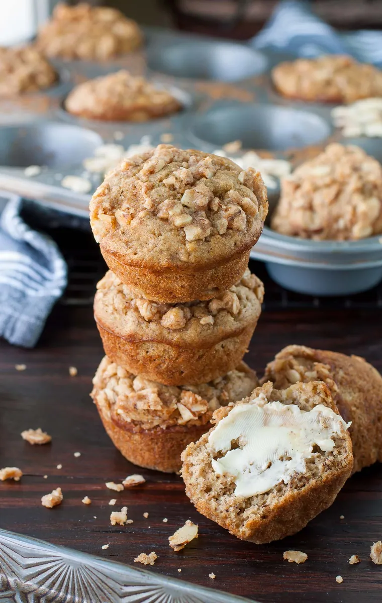 Cinnamon Banana Almond Muffins