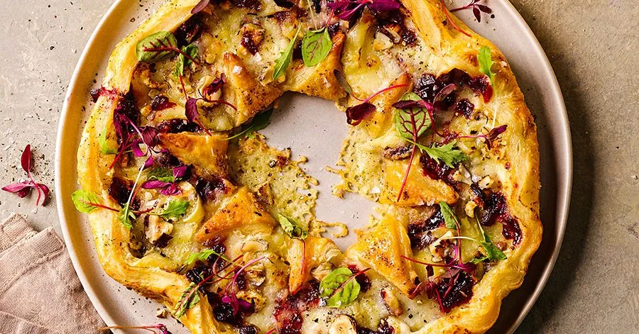 Brie Cranberry Wreath