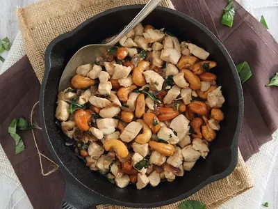 Thai Basil Cashew Chicken