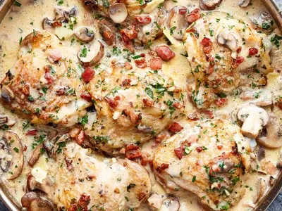 Creamy Baked Chicken Thighs