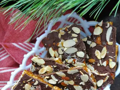 Chile Almond Christmas Crack