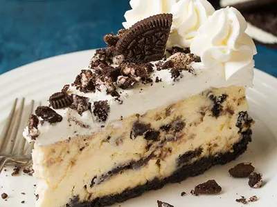 Cookies and Cream Cheesecake