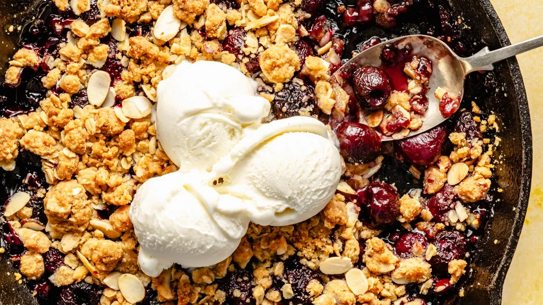 Cherry Almond Oat Crisp