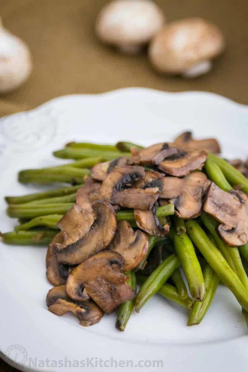 Green Beans with Mushrooms