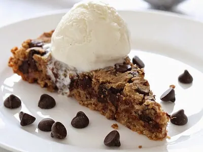 Deep Dish Chocolate Chip Cookie Pie