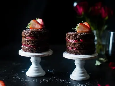 Strawberry Chocolate Cake