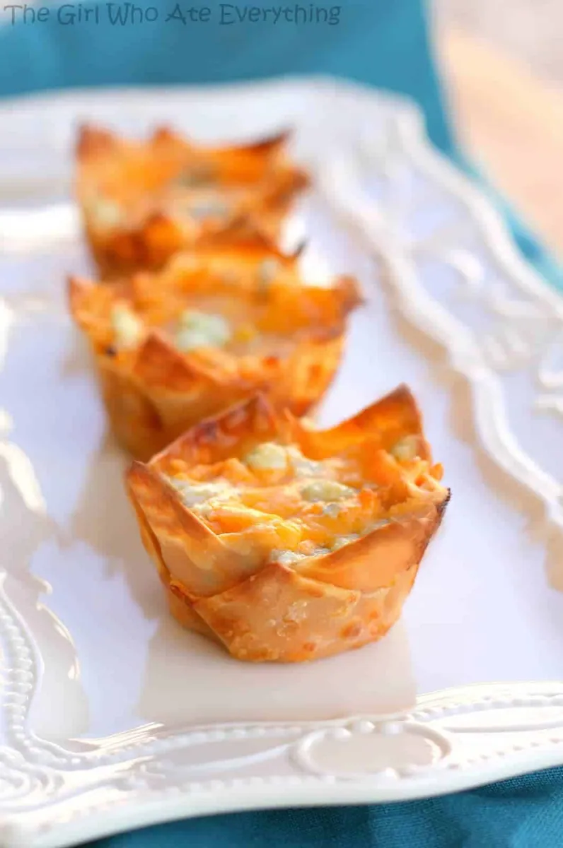 Buffalo Chicken Wonton Cups