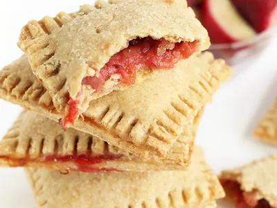 Strawberry Rhubarb Pop Tarts