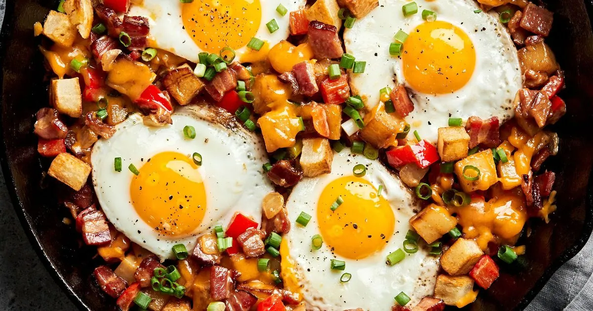 Bacon Cheddar Breakfast Hash