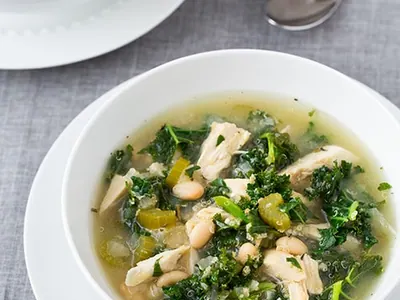 Slow Cooker Chicken Quinoa Soup