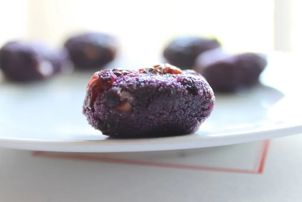Blueberry Semolina Laddoo