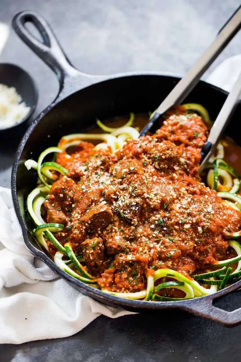 Creamy Vodka Steak Zucchini Pasta