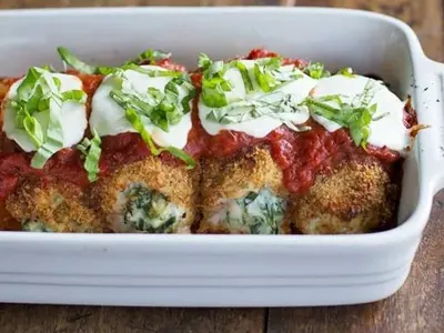 Baked Mozzarella Chicken Rolls