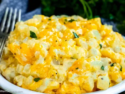 Slow Cooker Cheesy Potatoes