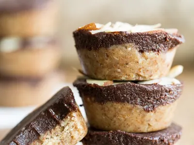 Raw Almond Butter Cups