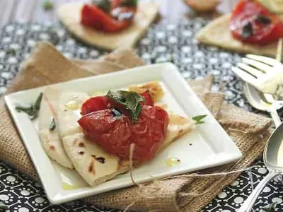Roasted Tomato Pita Bread