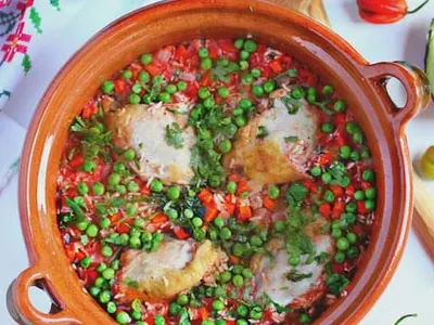 Arroz con Pollo