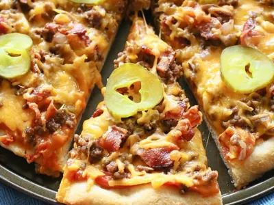 Bacon Cheeseburger Pizza