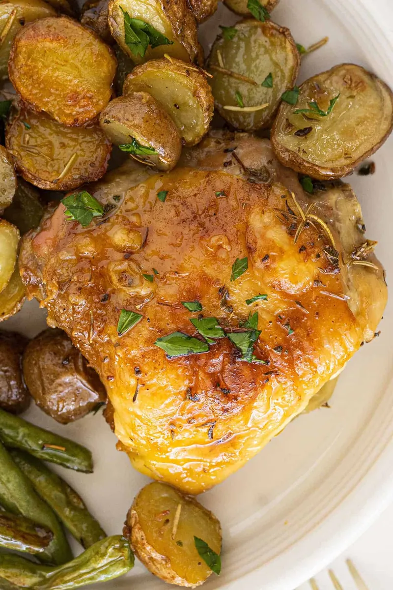 Garlic Herb Chicken and Potatoes