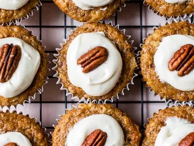 Hummingbird Cupcakes
