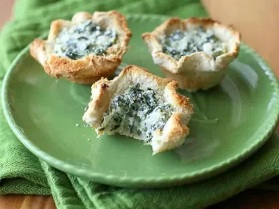 Spinach Artichoke Bread Cups