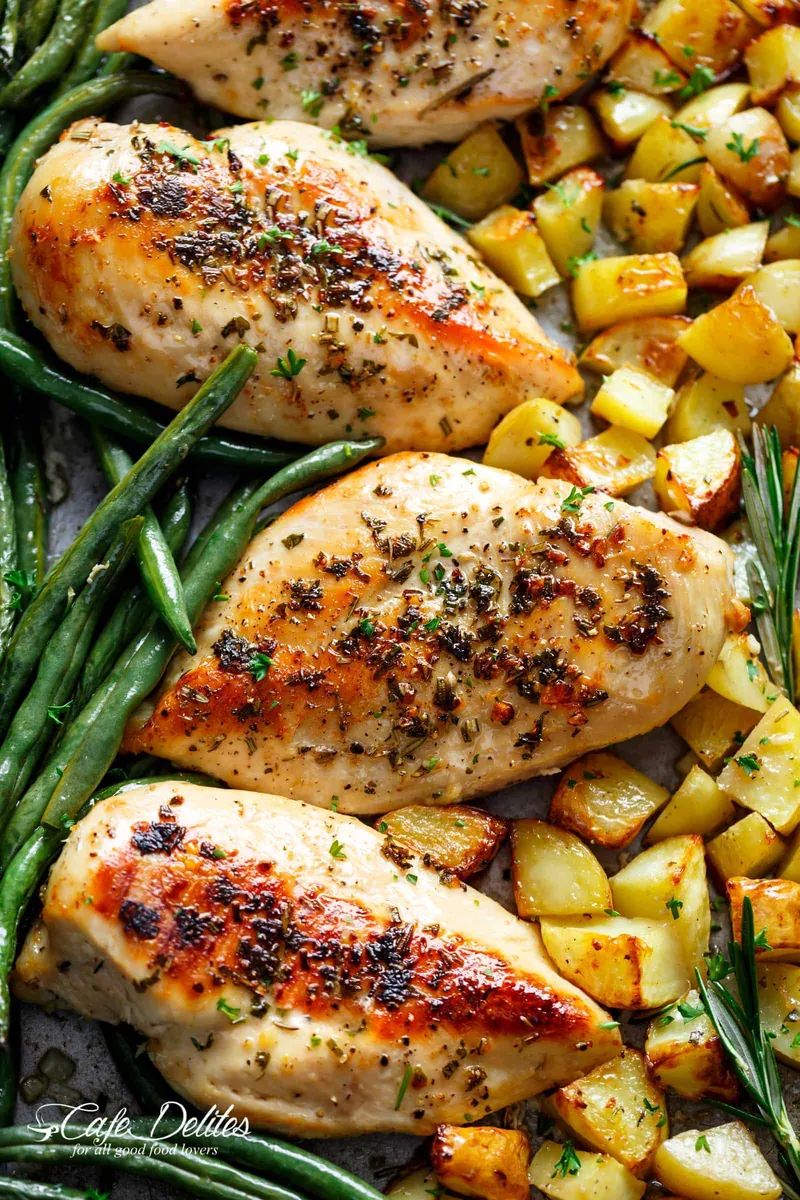 Garlic Herb Chicken Sheet Pan with green beans