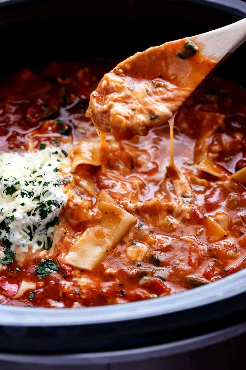 Slow Cooker Lasagna Soup