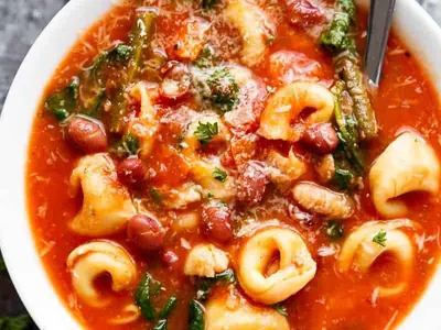 Slow Cooker Tortellini Minestrone
