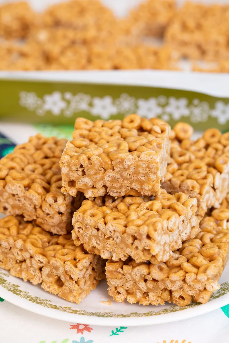 Honey Peanut Butter Cereal Bars