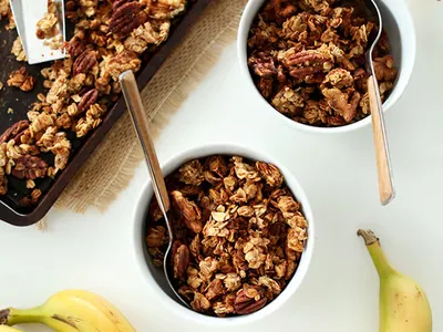 Banana Bread Granola