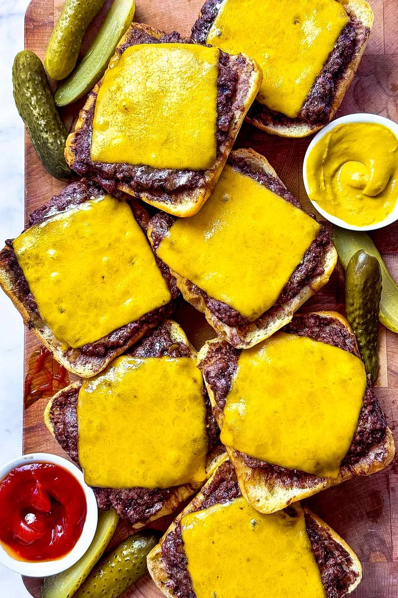 Baked Cheeseburgers