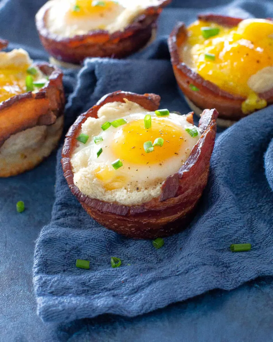Bacon Egg Toast Cups