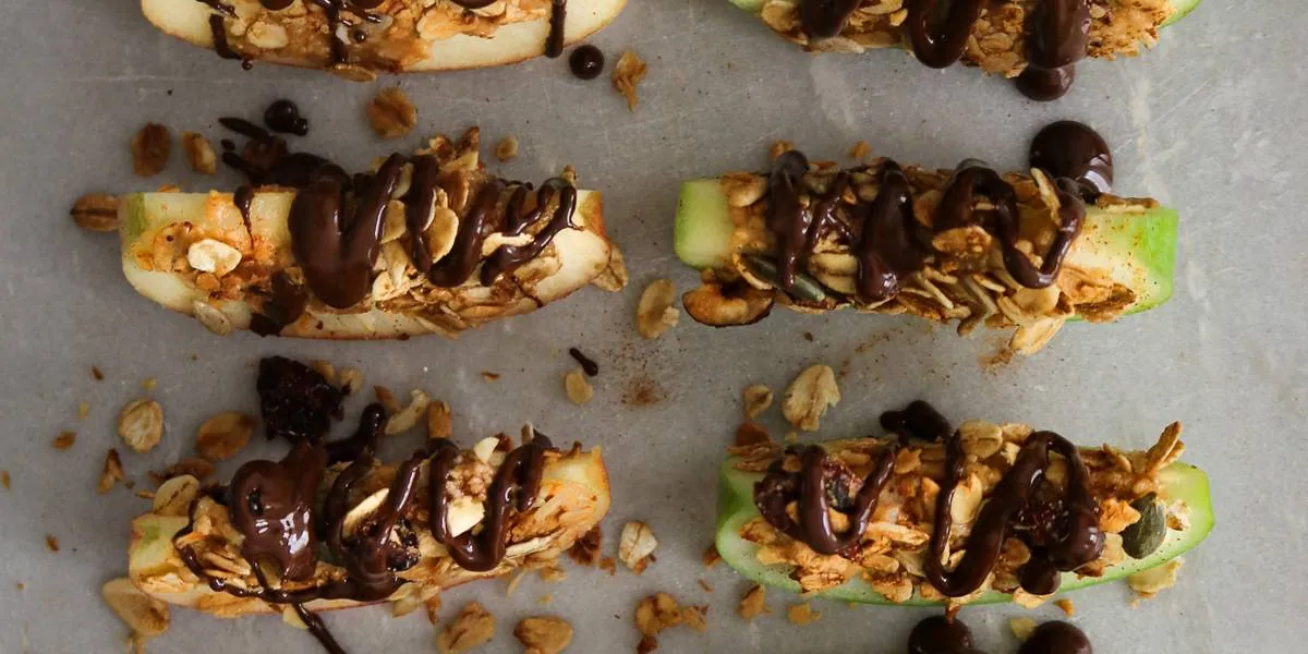 Nutty Granola Apple Bites