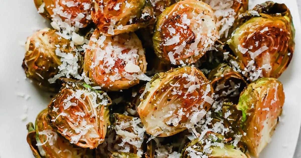 Garlic Parmesan Brussels Sprouts