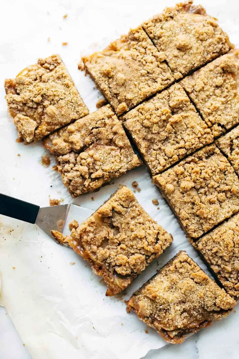 Caramel Apple Crisp Bars