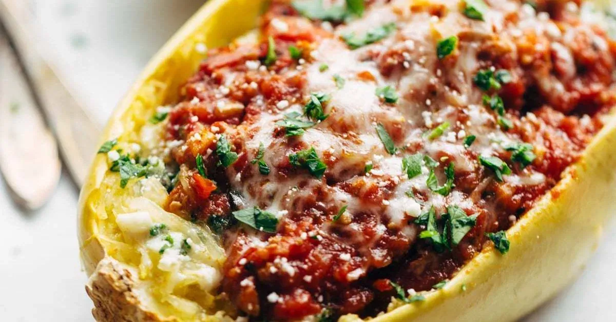 Spaghetti Squash Lasagna Boats