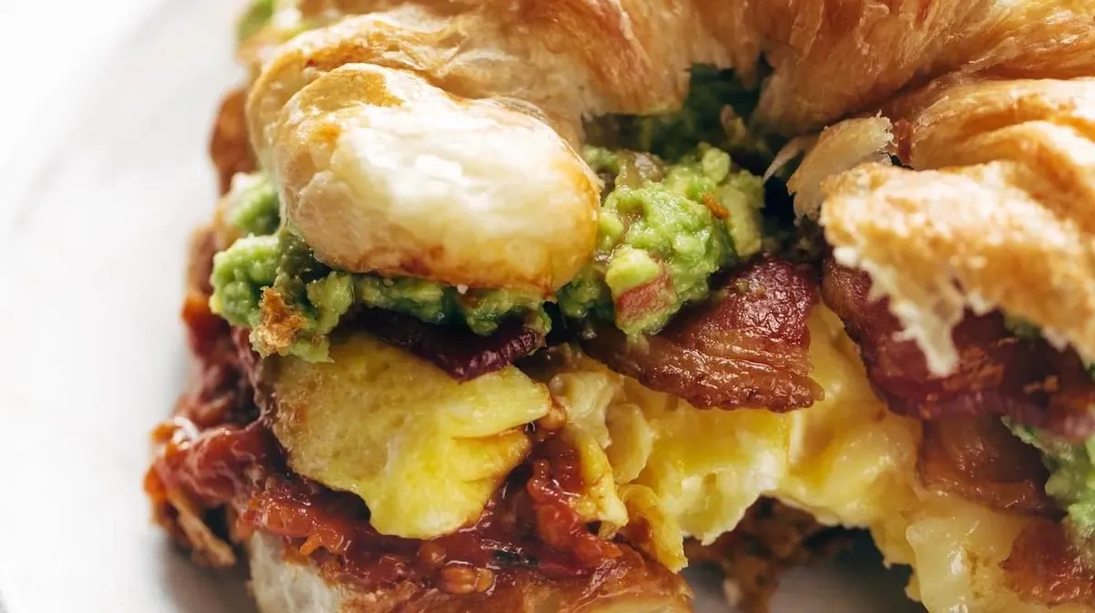 Breakfast Sandwich with bagels