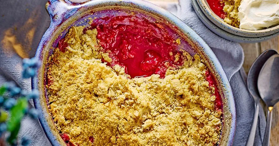 Raspberry Shortbread Crumble