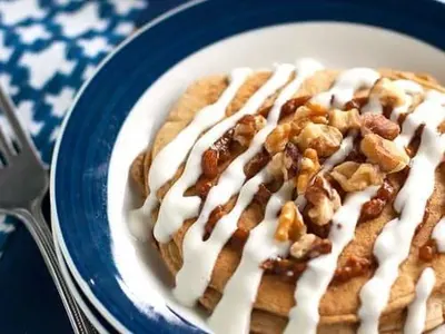 Cinnamon Roll Pancakes with eggs