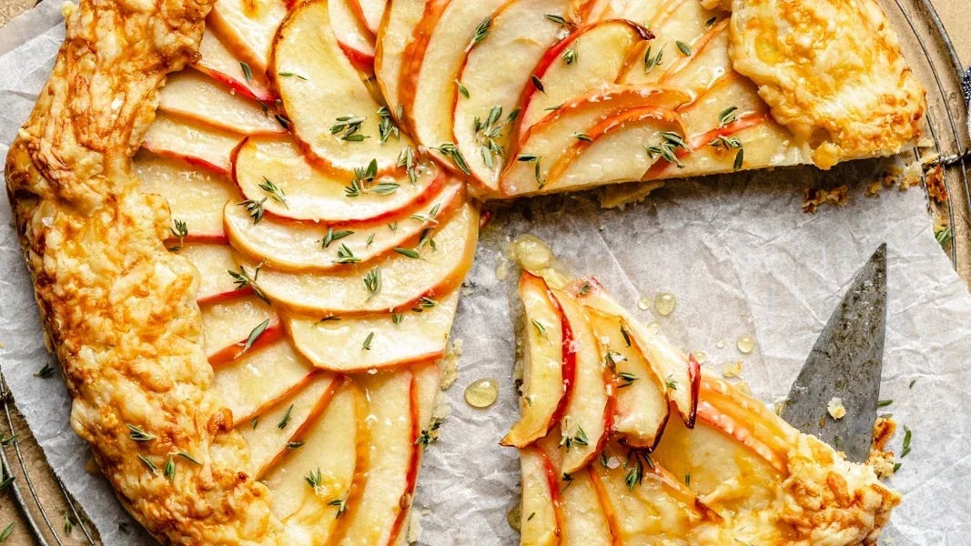 Apple Cheddar Galette