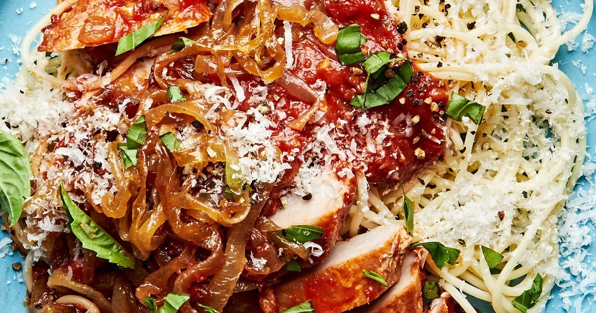 Pork Chops in Tomato Sauce