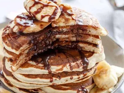 Chocolate Banana Pancakes
