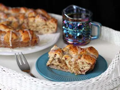 Eggnog Cinnamon Bun Bake