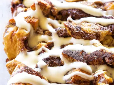 Cinnamon Roll Breakfast Bake